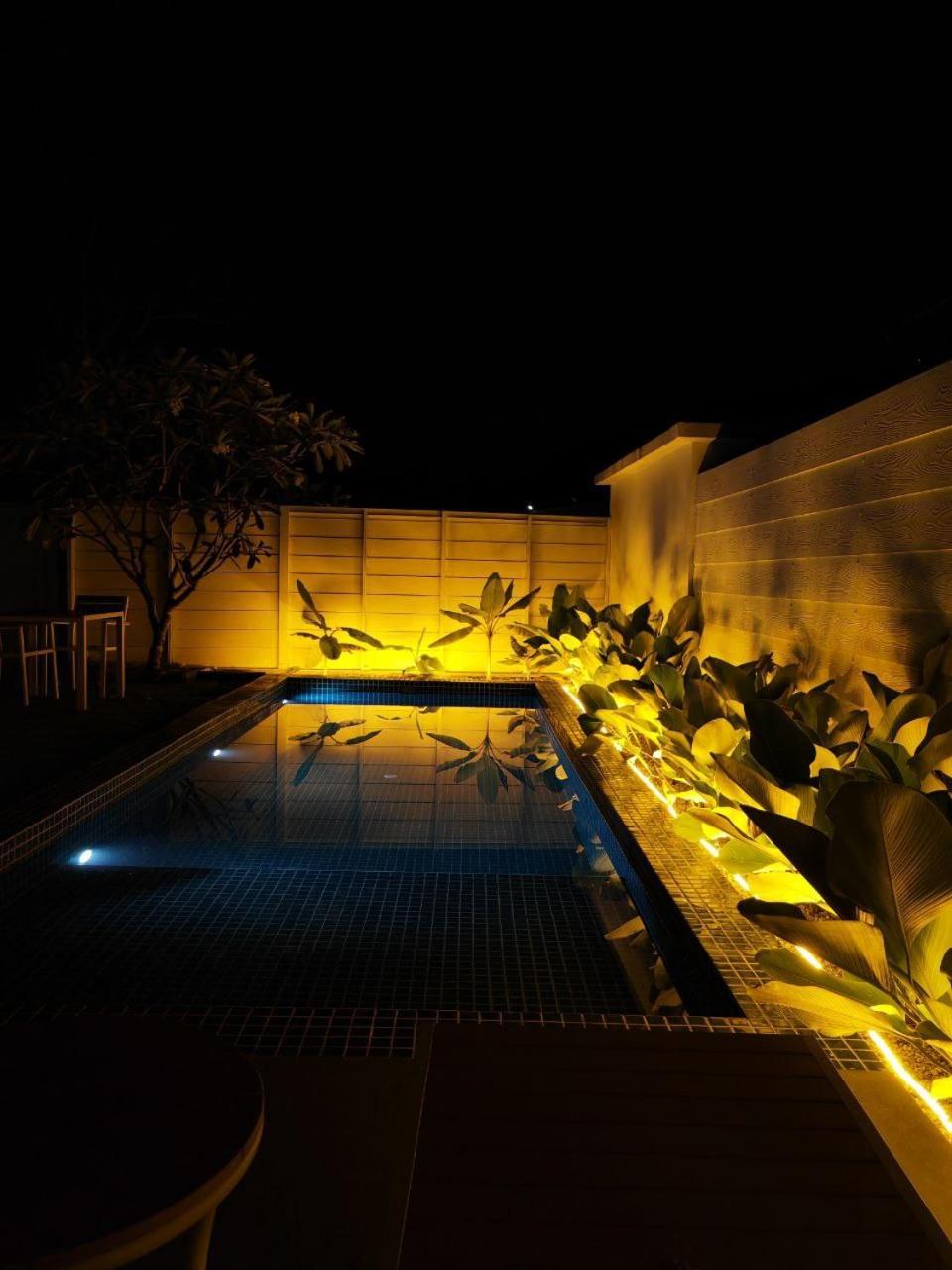Hotel Found Mansion à Pantai Cenang  Extérieur photo