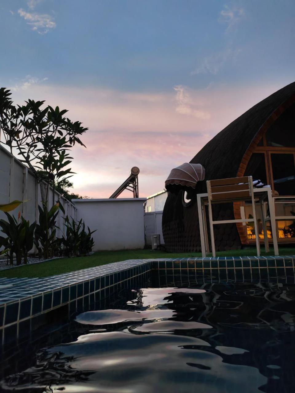 Hotel Found Mansion à Pantai Cenang  Extérieur photo