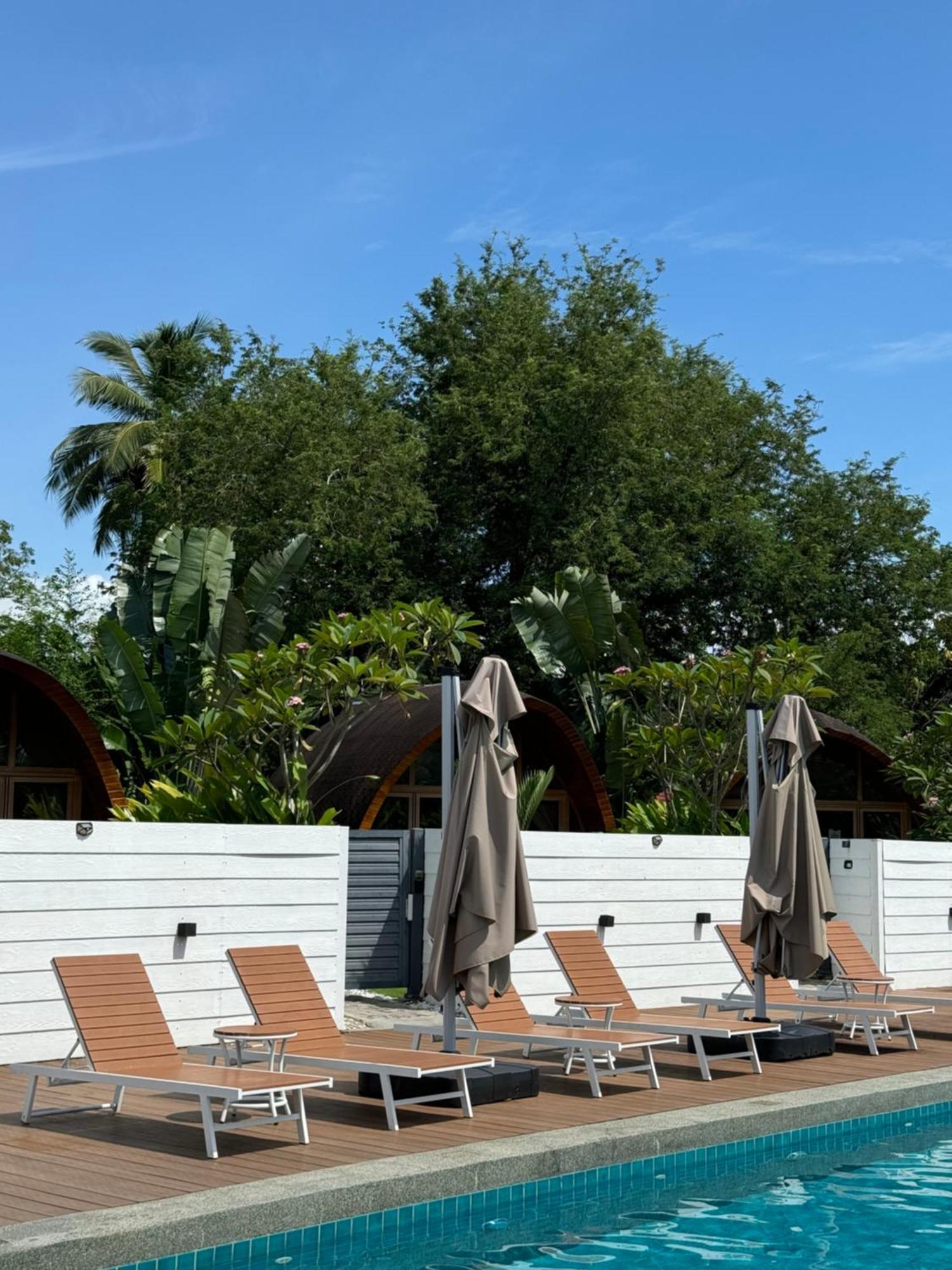 Hotel Found Mansion à Pantai Cenang  Extérieur photo